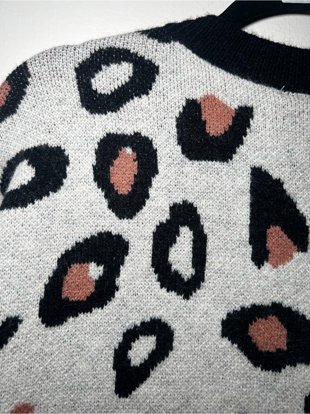 LuLaRoe Leopard Print Button Cardigan - Gray, Brown & Black - Picture 4 of 5